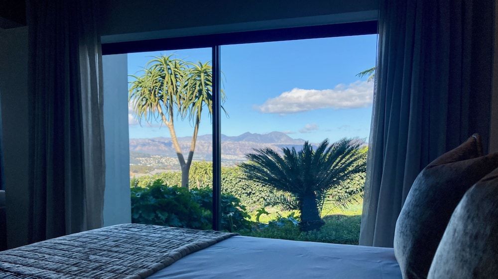 Cape Vermeer Bay View Suite 5