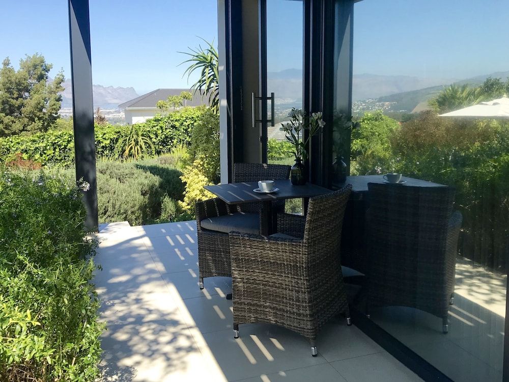 Cape Vermeer Bay View Suite 4