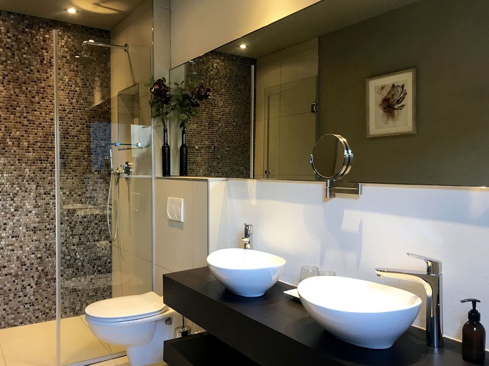 undefined Cape Vermeer 7