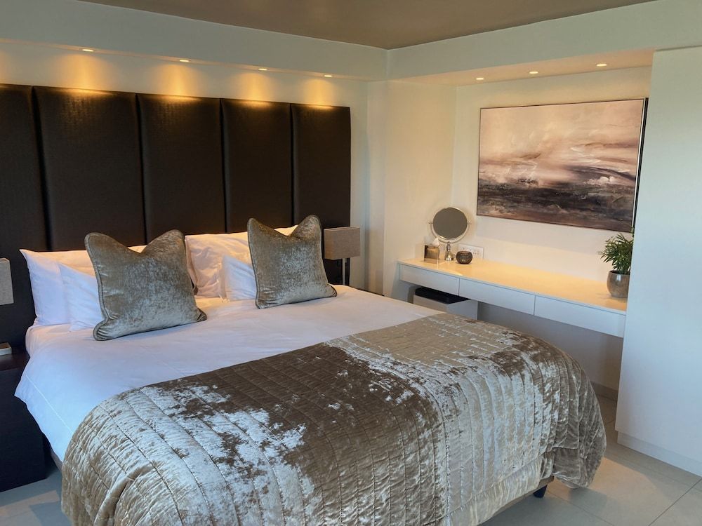 Cape Vermeer Bay View Suite