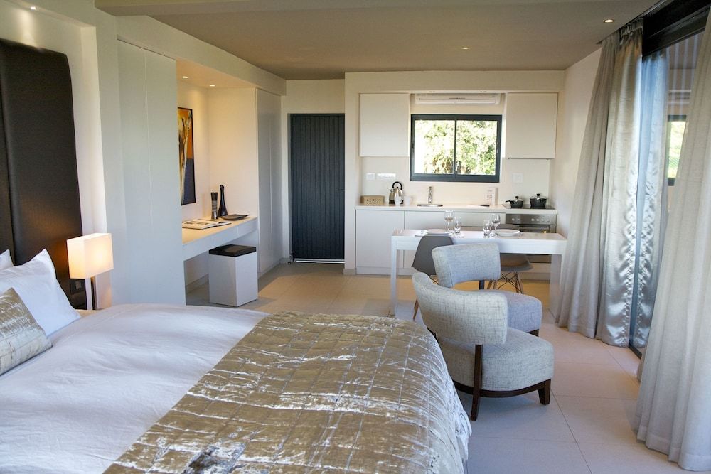 Cape Vermeer Sea View Suite