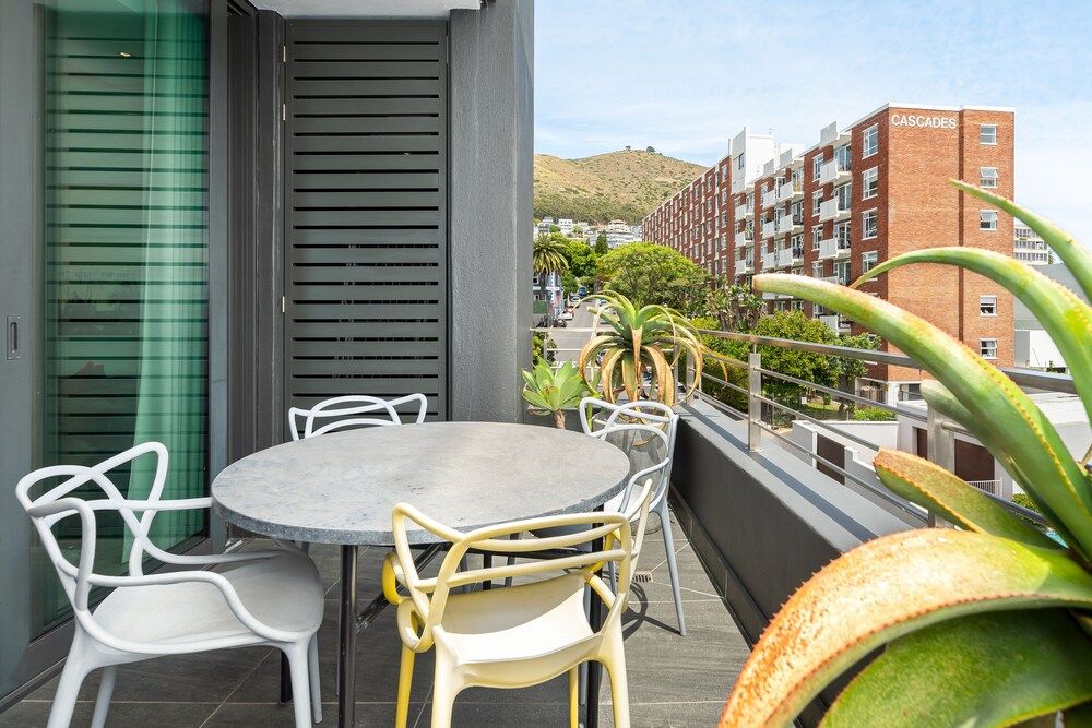 Chelsea on Main 301 Elite Apartment 14