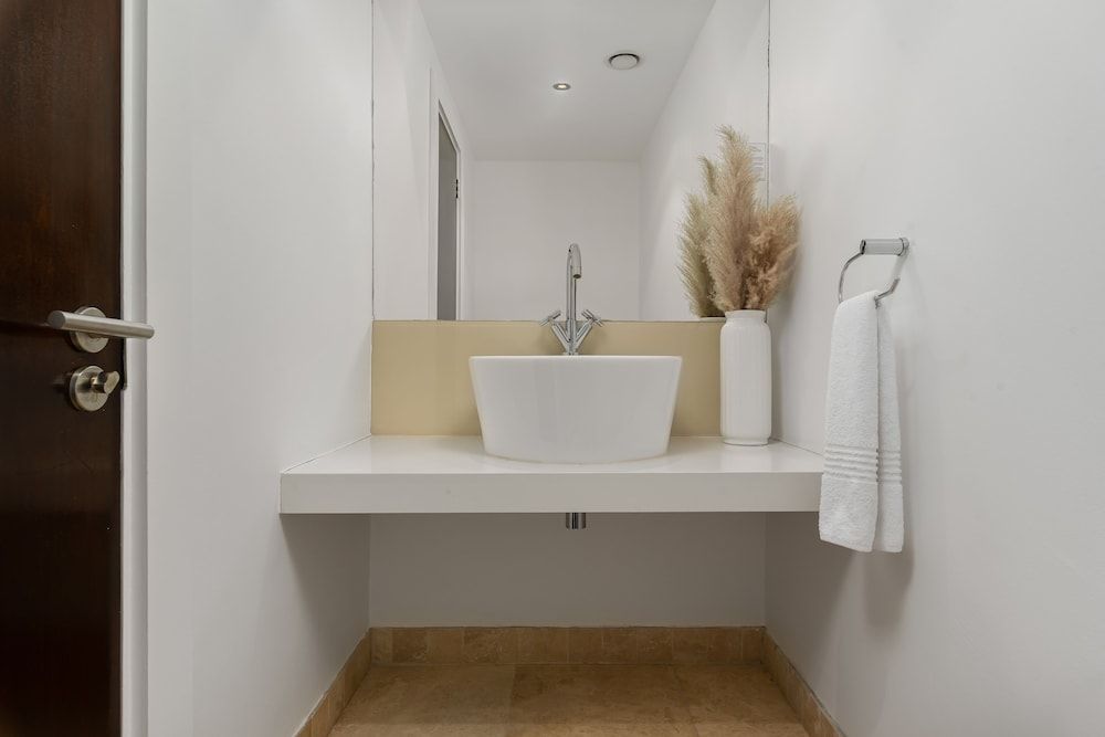 Mandela Rhodes T1001 Deluxe Apartment 25