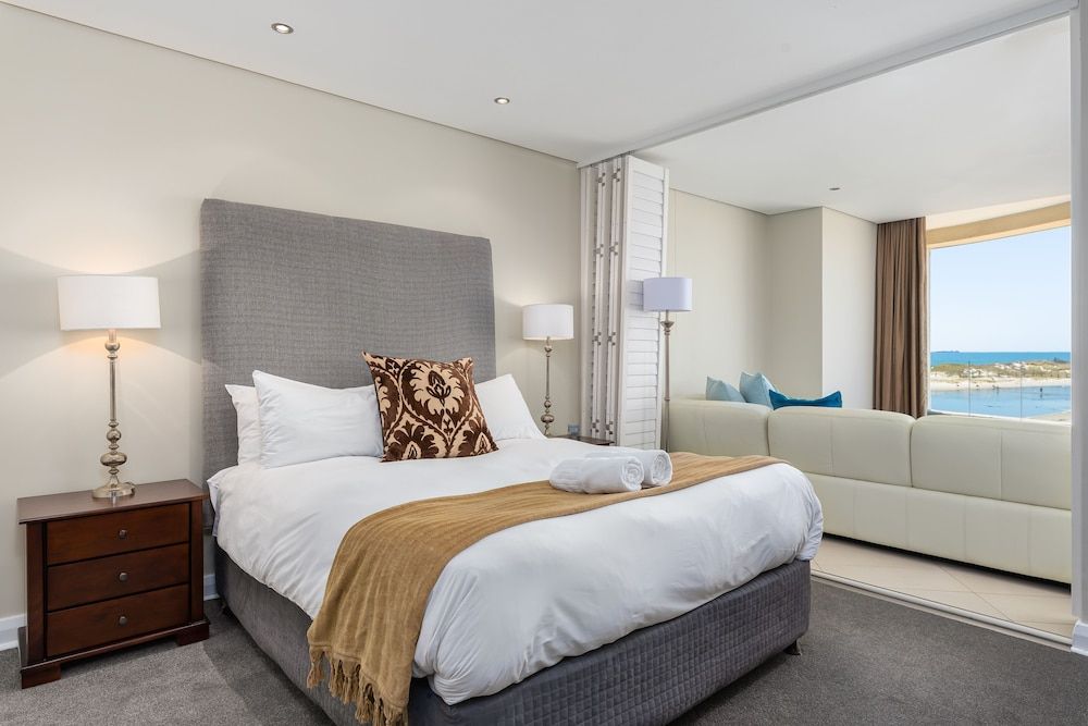 undefined Island View 208