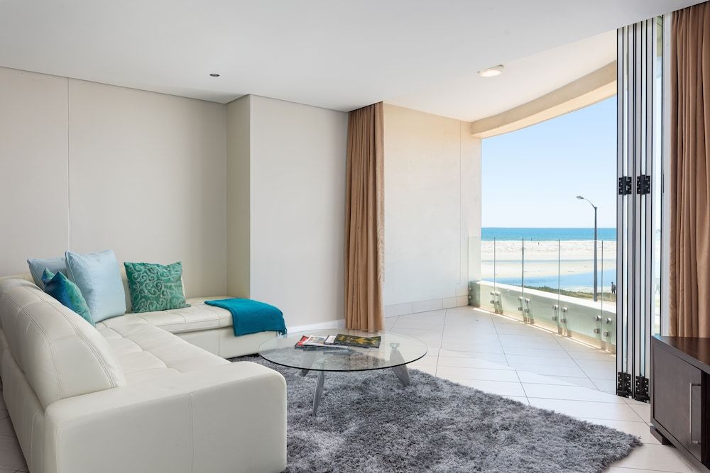 undefined Island View 208 10