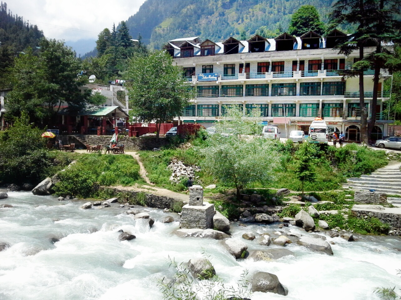 Satkar Residency - Riverside Old Manali