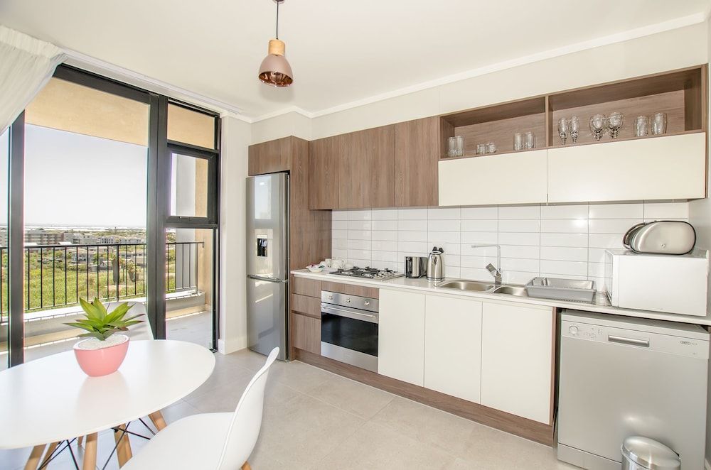 undefined Waters Edge 705 9