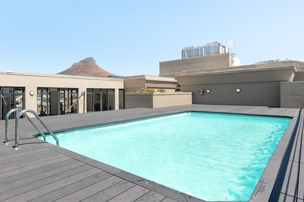 undefined Four Seasons 1701 8