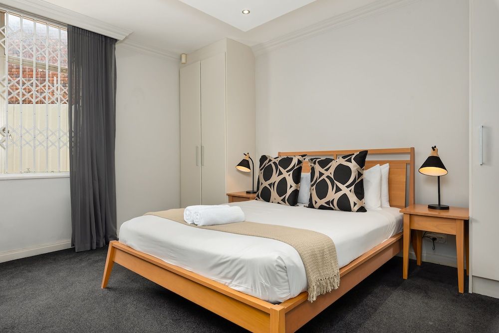 undefined Sonnekus 5 3