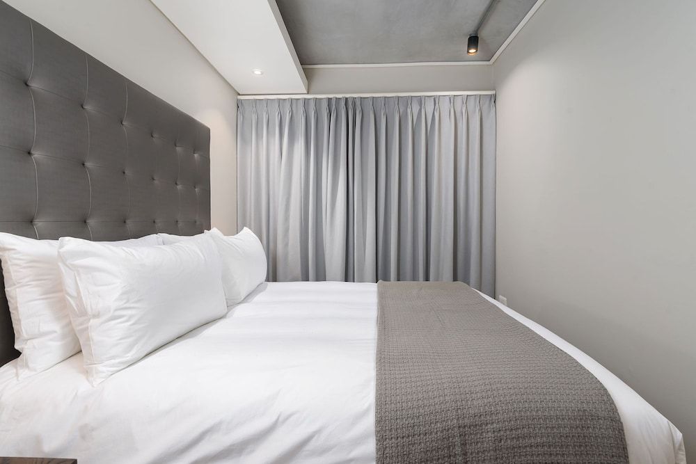 undefined Docklands 420 7