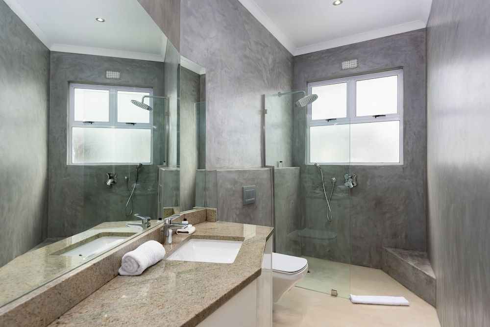 Kloof Avenue 5 Family House 9