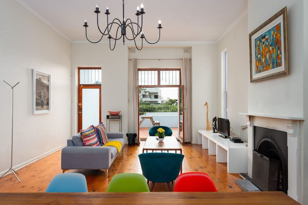 undefined Kloof Avenue 5