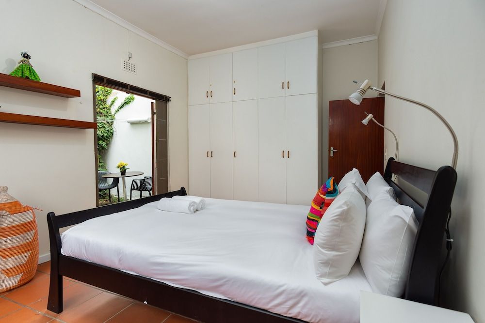 Kloof Avenue 5 Family House 4