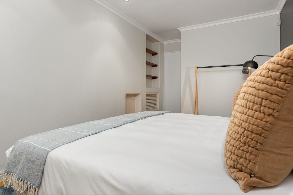 Point Break Cottage Luxury Apartment 7