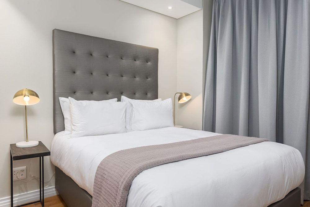 undefined Docklands 512 4