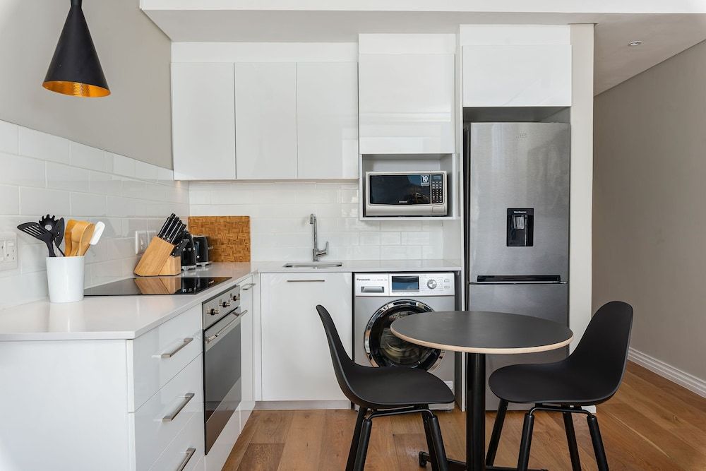 undefined Docklands 512 8