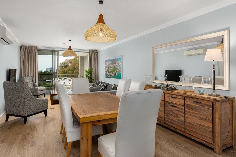 Odyssey 201 Grand Apartment 6