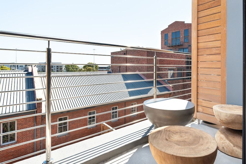 Docklands 419 Grand Apartment 7