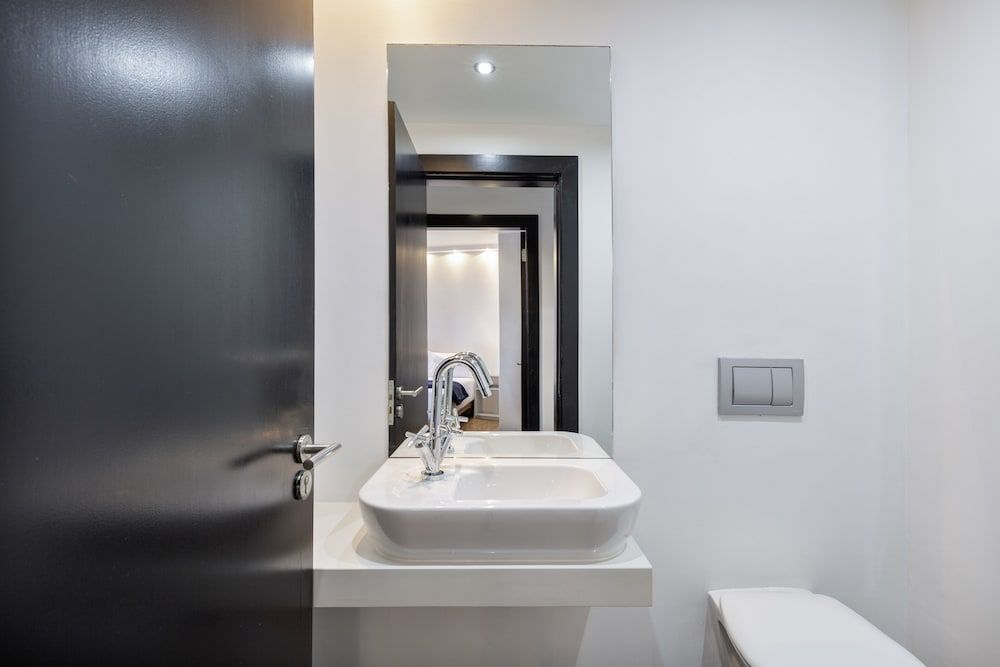 Mandela Rhodes T1002 City Apartment 23