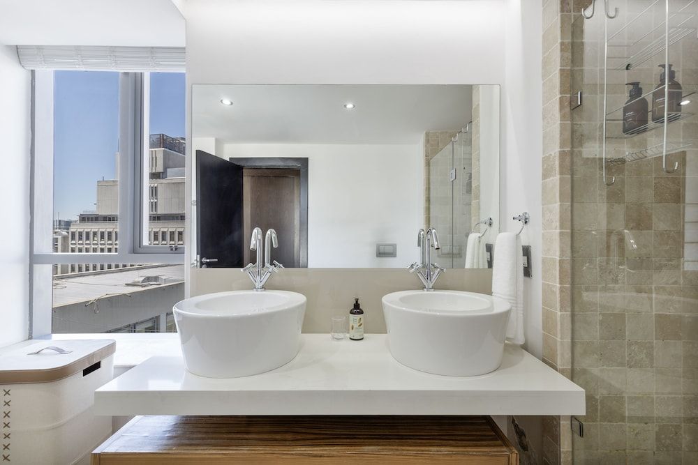 Mandela Rhodes T1002 City Apartment 21