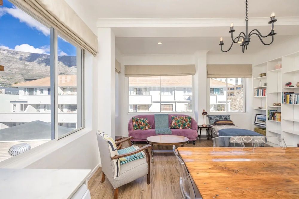 Amazing 2 Bedroom Apartment With Mountain Views on Kloof Street Basic Apartment, Multiple Beds 12