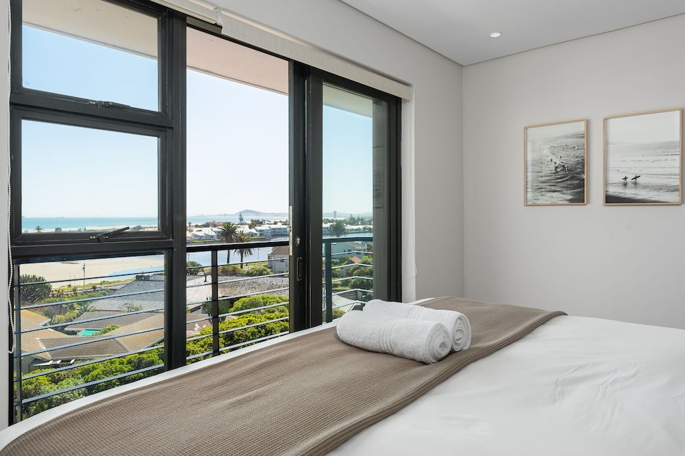 Burmeister on Park 505 Exclusive Apartment 15