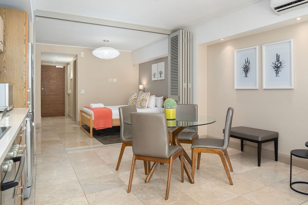 undefined Canal Quays 503 8