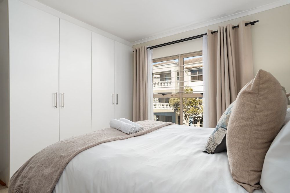 undefined Formosa 202 8