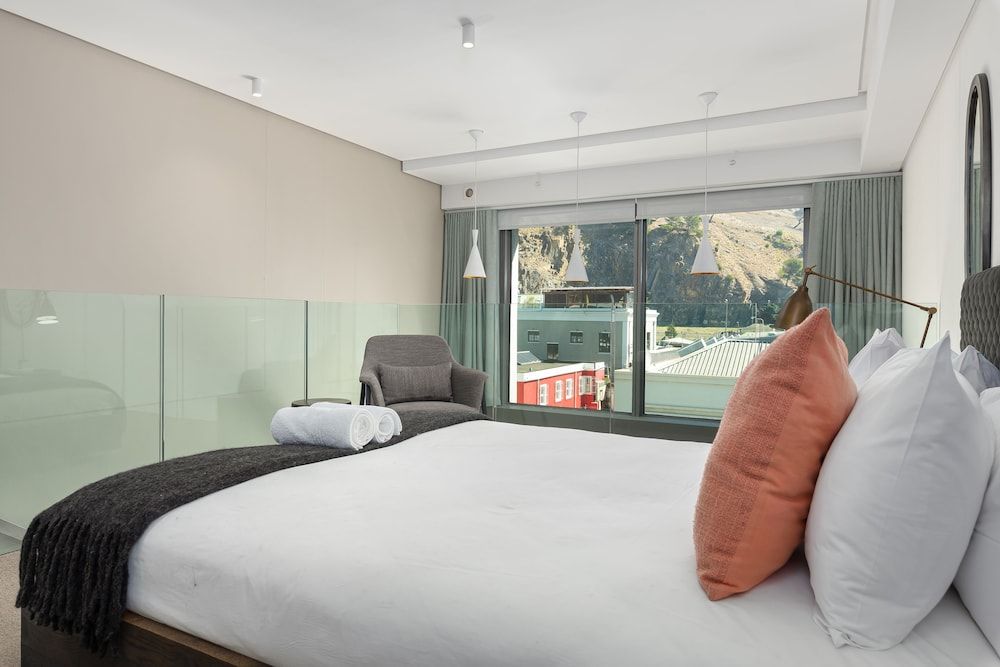 undefined 117 on Strand 310 6