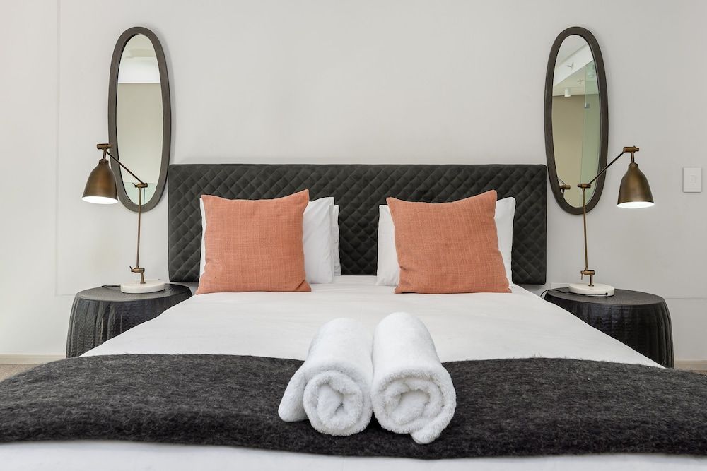 undefined 117 on Strand 310 2