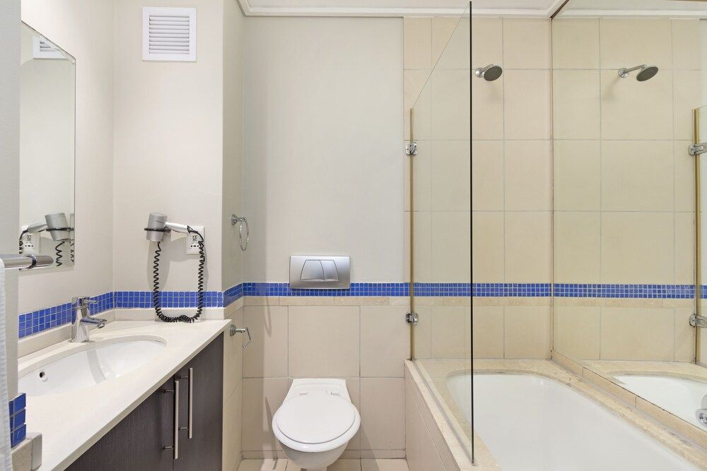 Lagoon Beach 302A by HostAgents Apartment (2 Bedrooms) 8