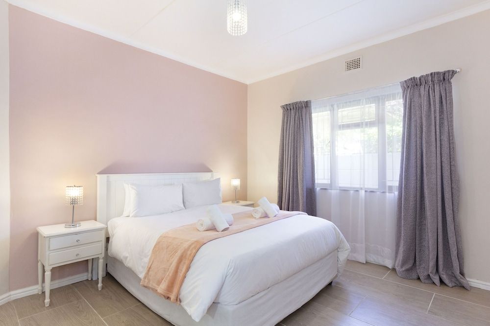 undefined Joubert 107 by HostAgents 8