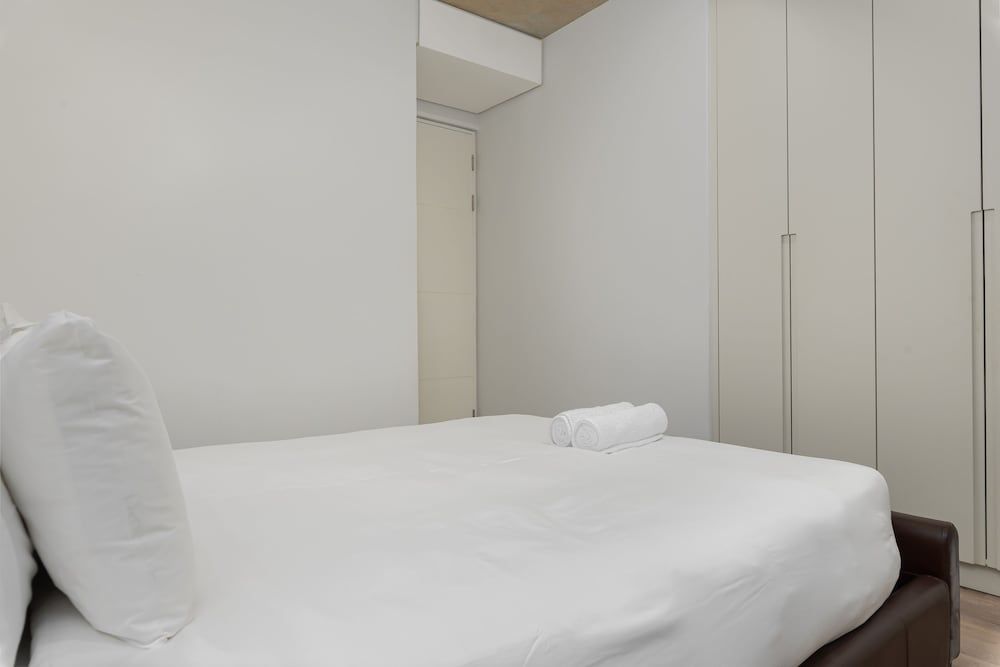 undefined The Signature 116 8