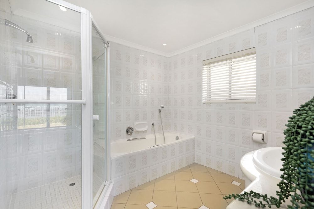 Villa Kyma by HostAgents House (6 Bedrooms) 21