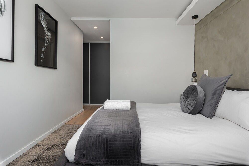 undefined TenOnQ C2 6