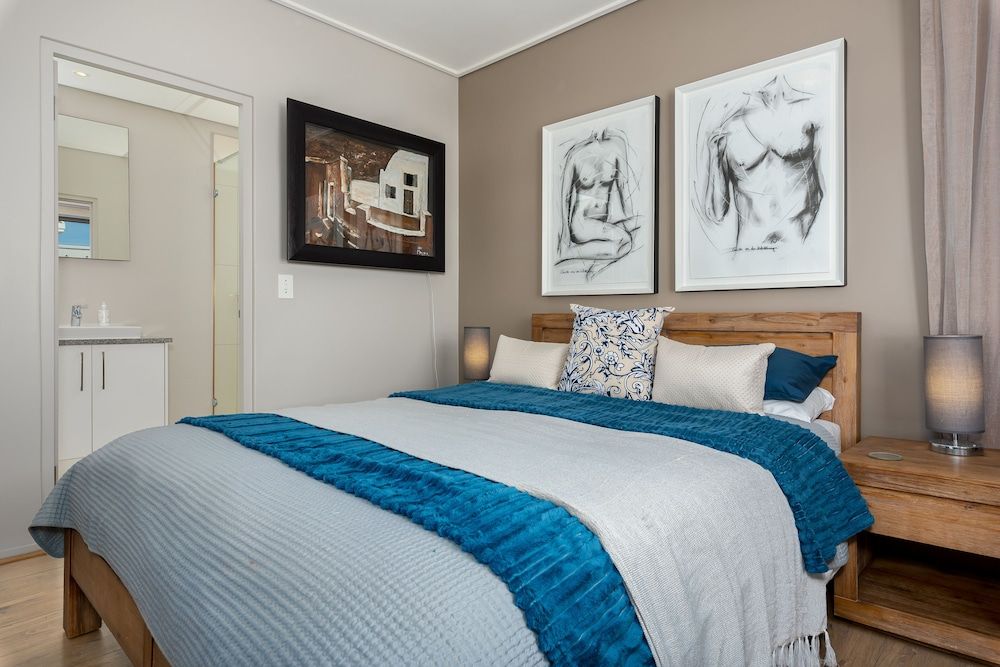 The Odyssey 407 Comfort Apartment 3