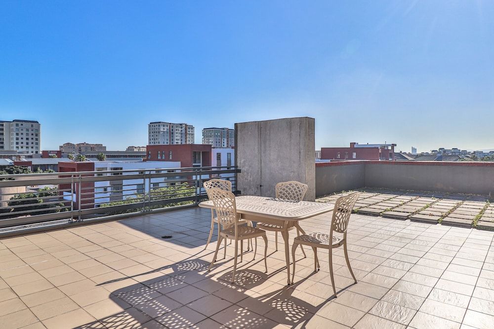 Manhattan Towers 506 by CTHA Apartment (2 Bedrooms) 17