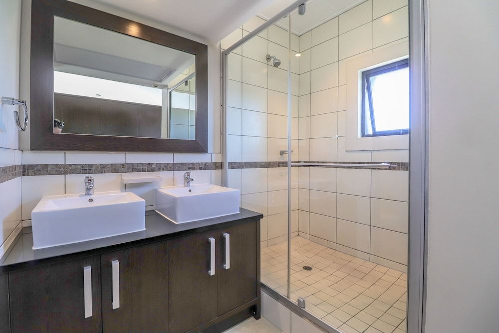 Manhattan Towers 506 by CTHA Apartment (2 Bedrooms) 23