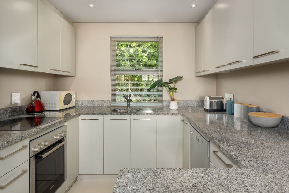 The Legacy 107 Exclusive Apartment 15