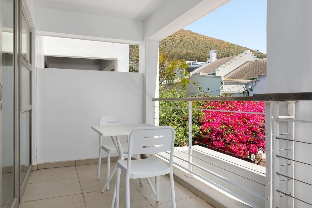 The Legacy 107 Exclusive Apartment 21