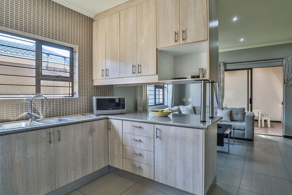 Howard Davis 28B by CTHA Comfort House 9