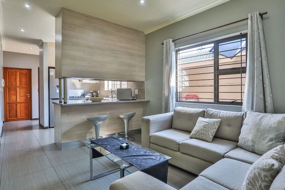 Howard Davis 28B by CTHA Comfort House 14