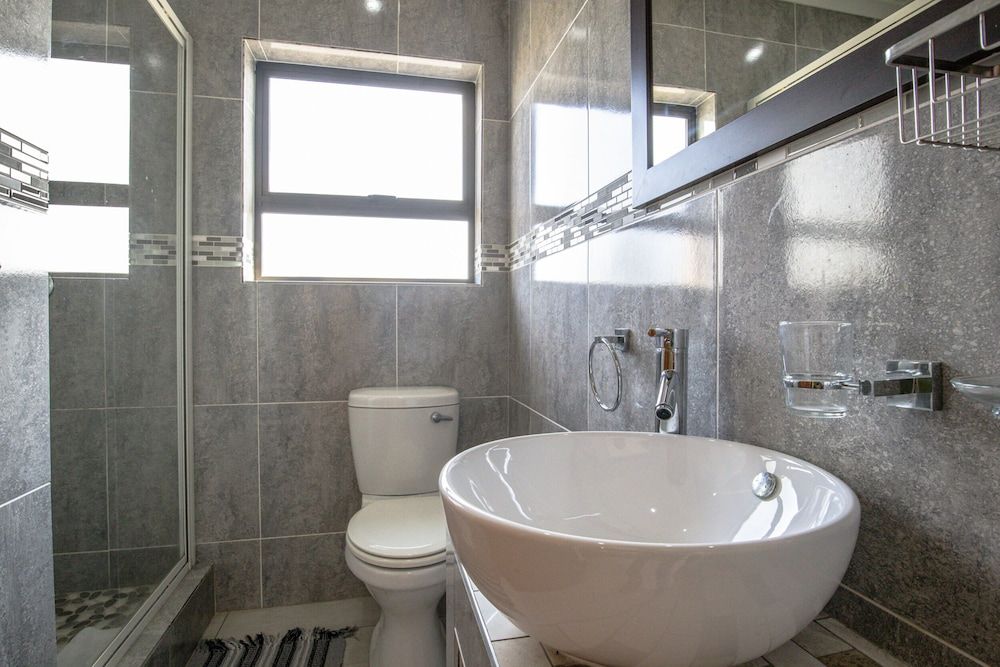 Howard Davis 28B by CTHA Comfort House 18