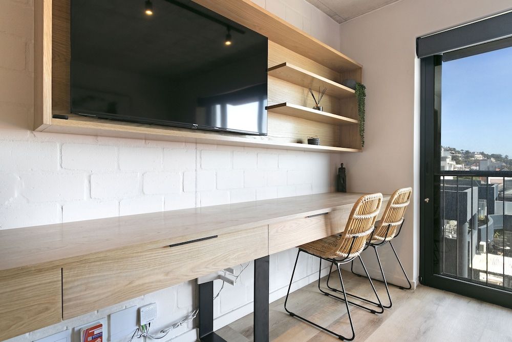 The Ivory 303 by HostAgents City Apartment 12