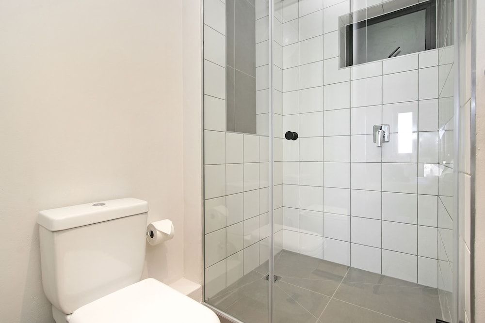 The Ivory 303 by HostAgents City Apartment 18