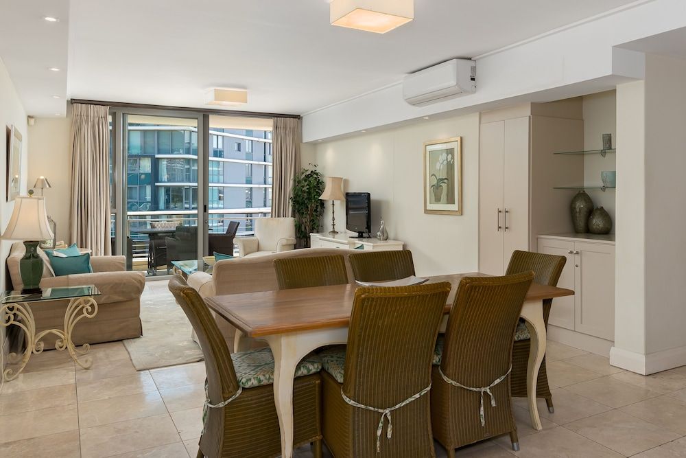 undefined Canal Quays 607 10