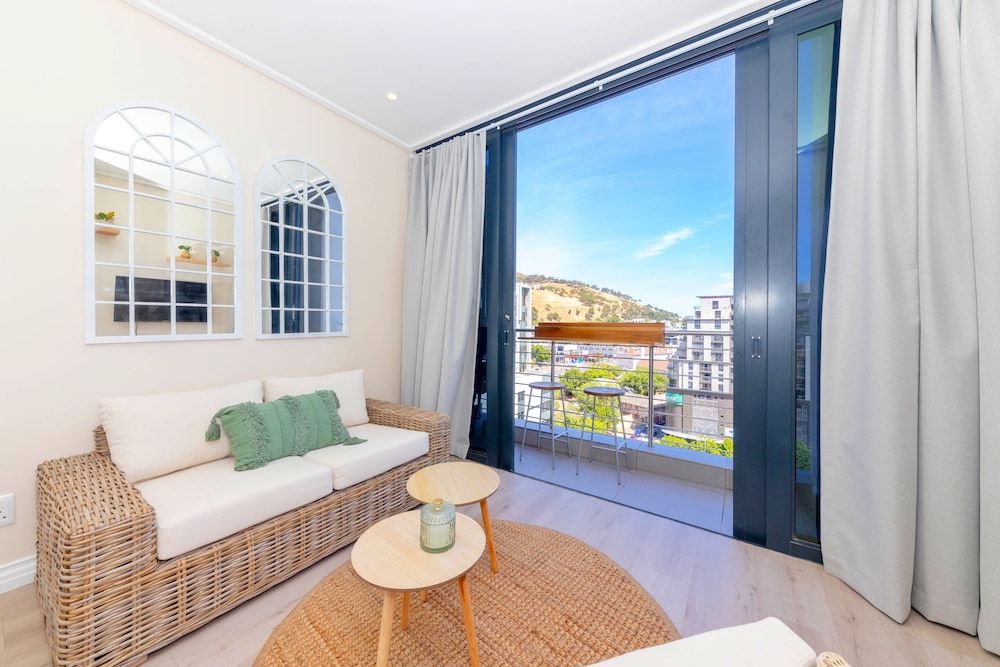 undefined 16 on Bree 1218