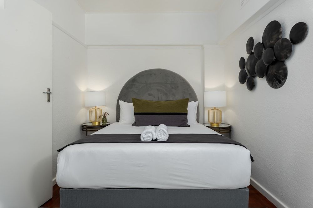 undefined Plomarion 1 6