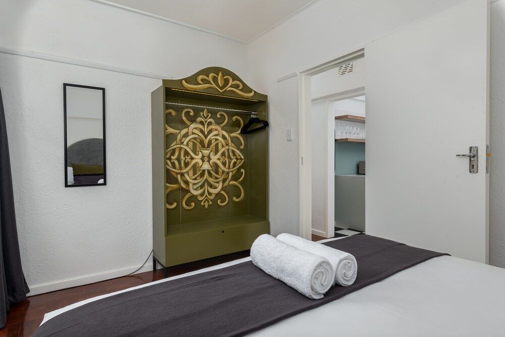 undefined Plomarion 1 4