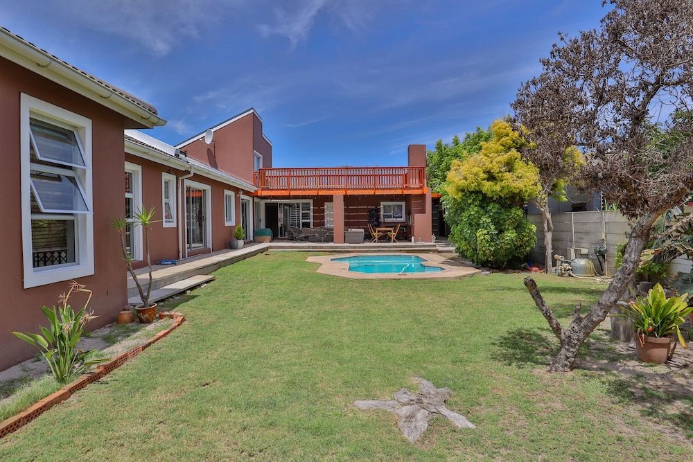 undefined Fairview Crescent 03 by CTHA 5